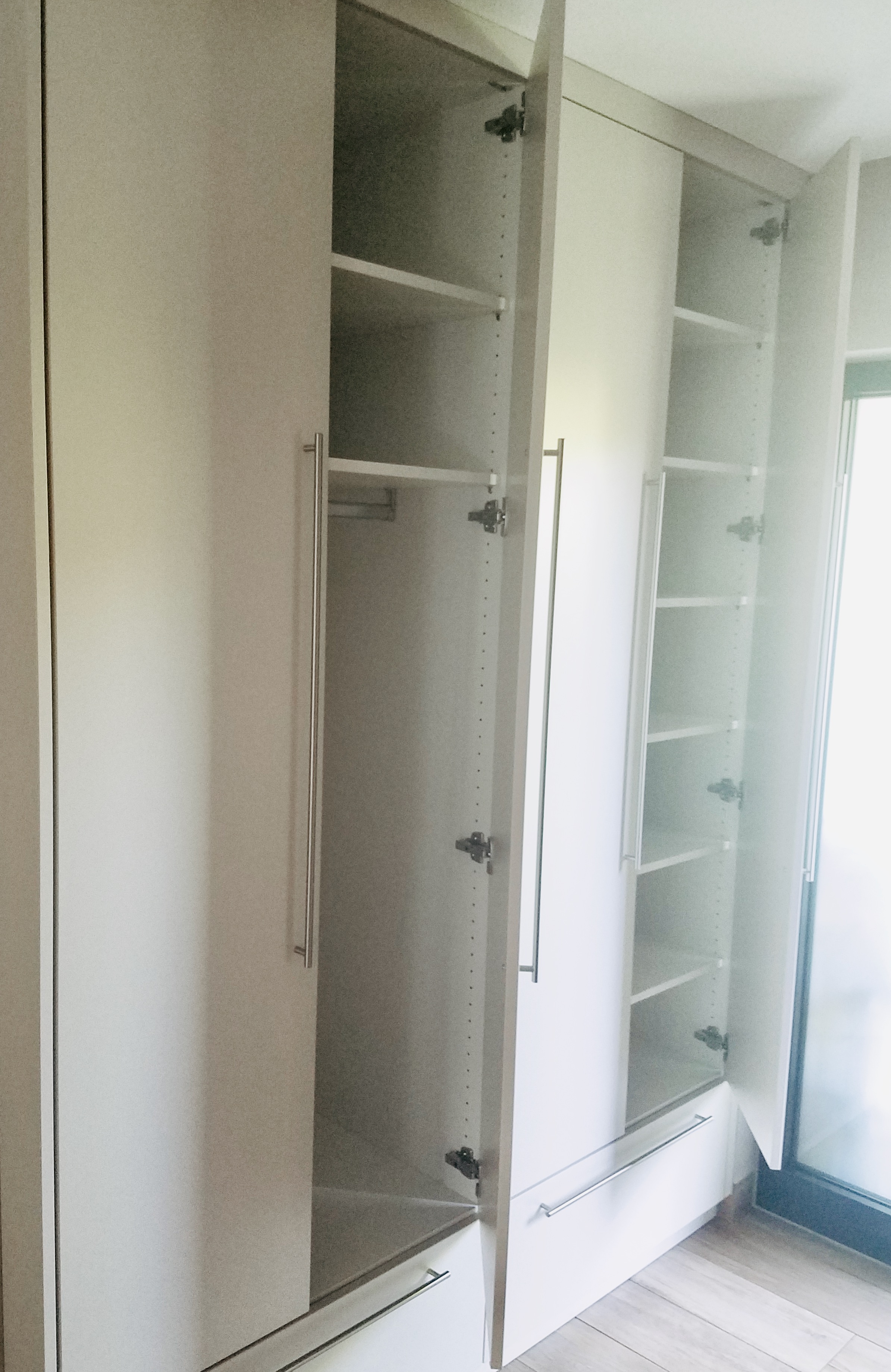 Kleiderschrank